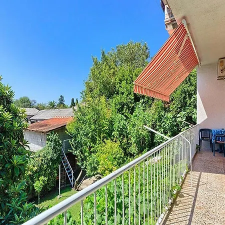 Lucija - Three Bedroom With Balcony