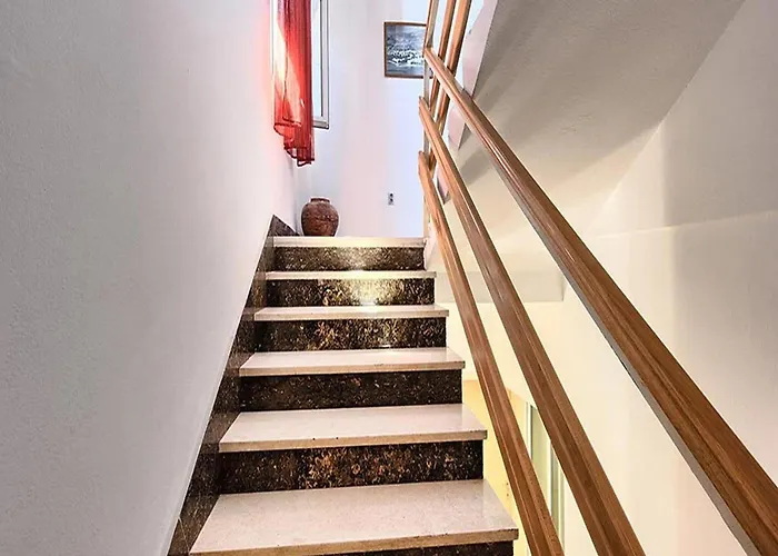 Lucija - Three Bedroom With Balcony Lägenhet Kaštela