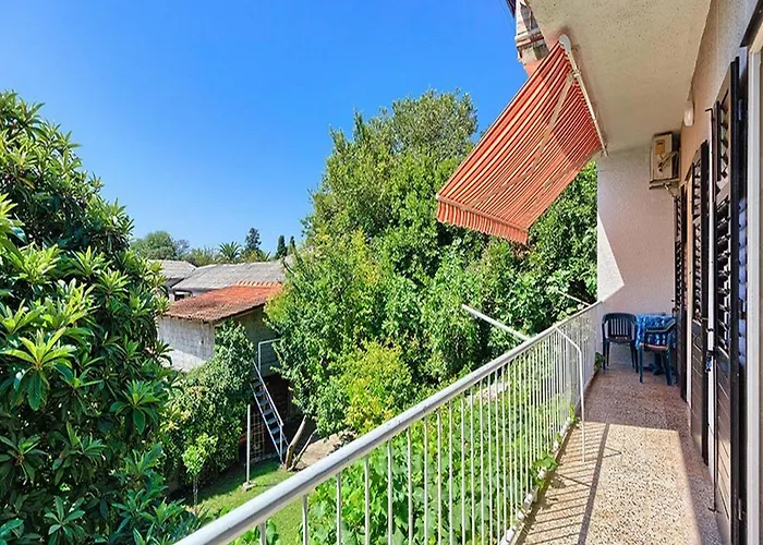 Lucija - Three Bedroom With Balcony