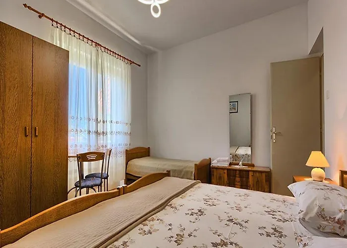 Lucija - Three Bedroom With Balcony Lägenhet Kaštela